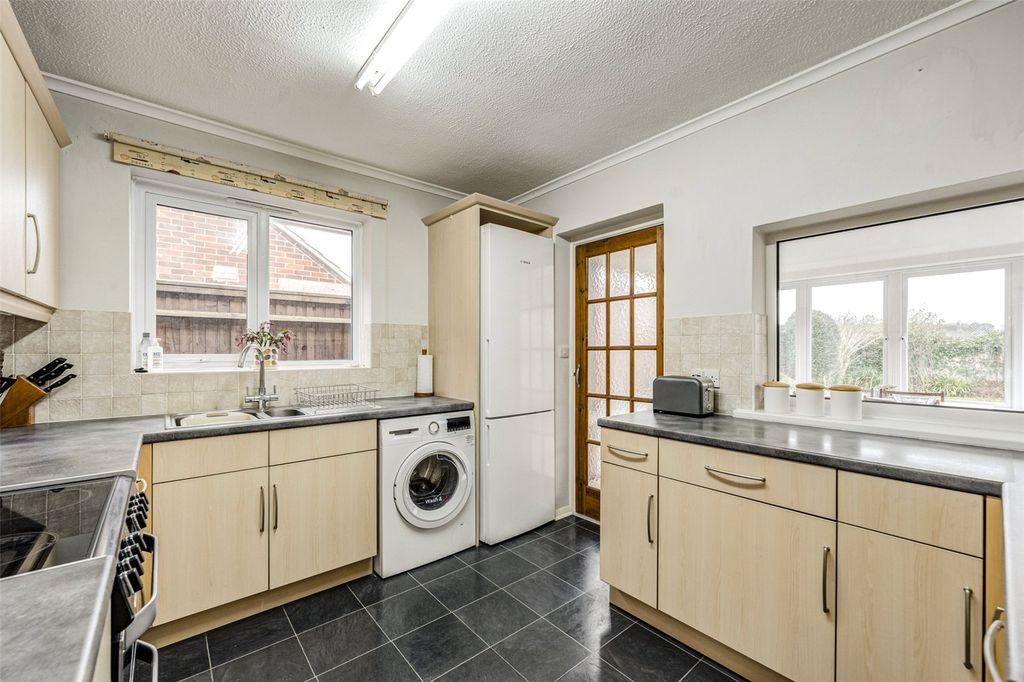 Property photo 3 of 21 Picture No. 08