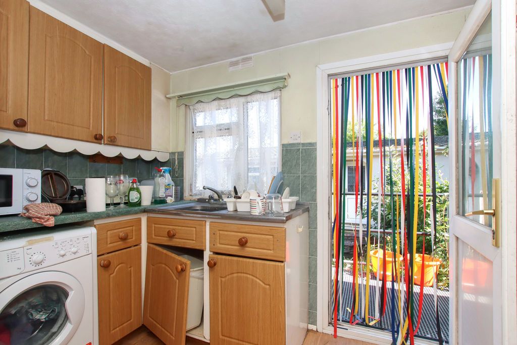 Property photo 3 of 11 Photo 8