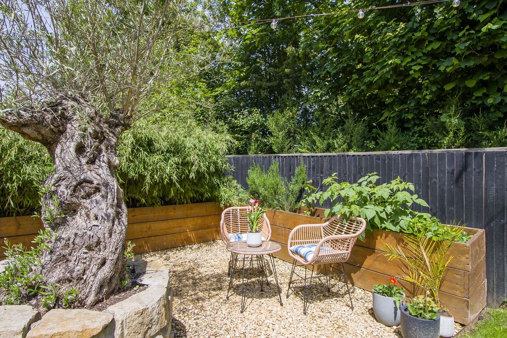 Additional image 29 of 2 bed flat for saleBay View, Old Barry Road, Penarth CF64