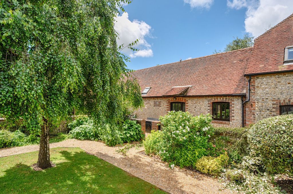 Property photo 1 of 24
