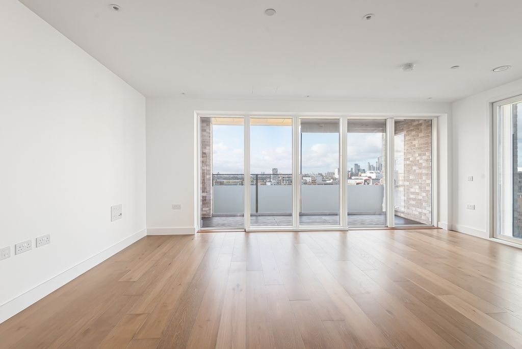 Property photo 3 of 16 924497 (2)