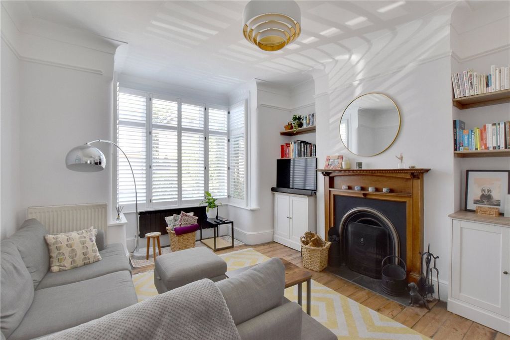 Property photo 2 of 18 Picture No. 02