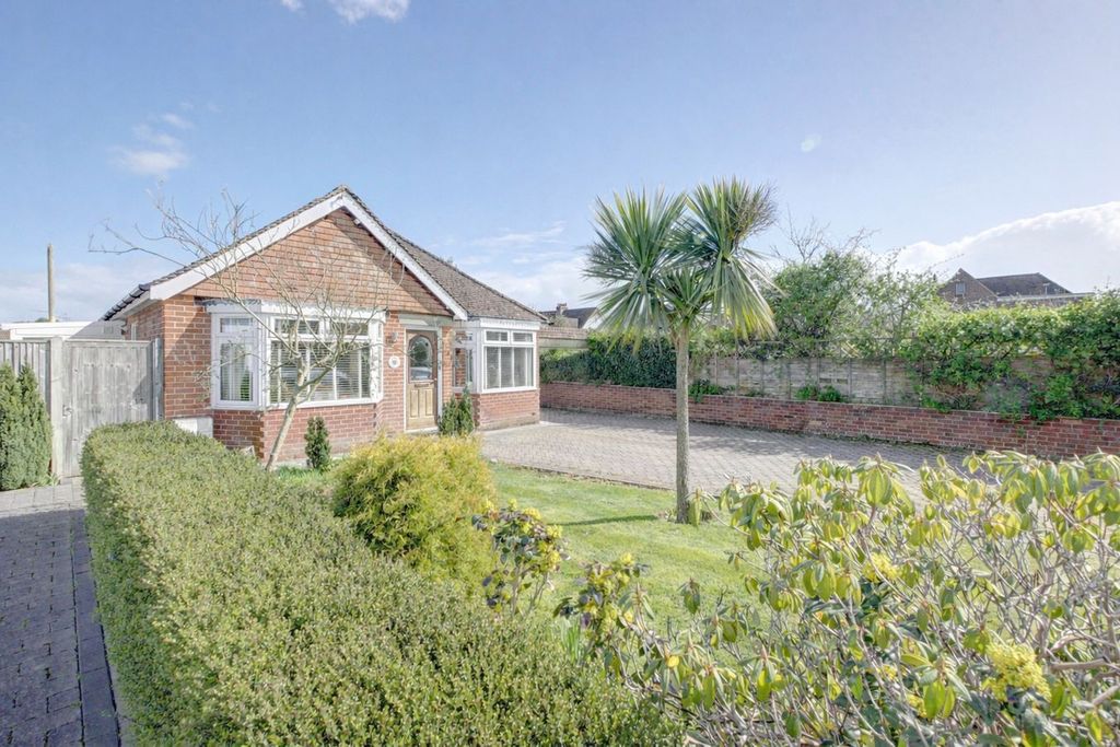 Property photo 1 of 22
