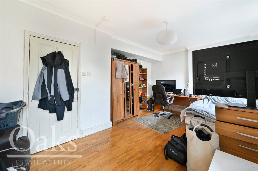 Property photo 2 of 8 Picture No. 04