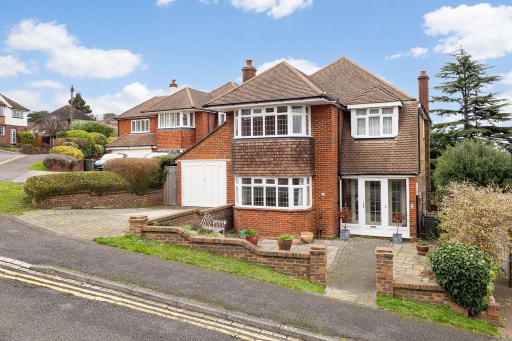 Property photo 1 of 35 Picture No. 05