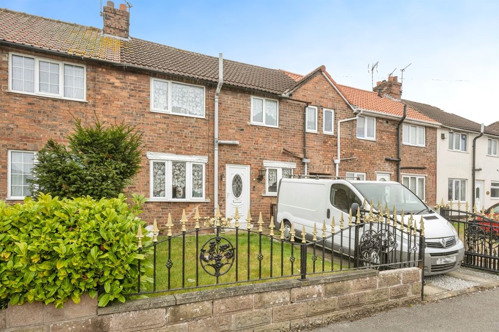 Property photo 1 of 17