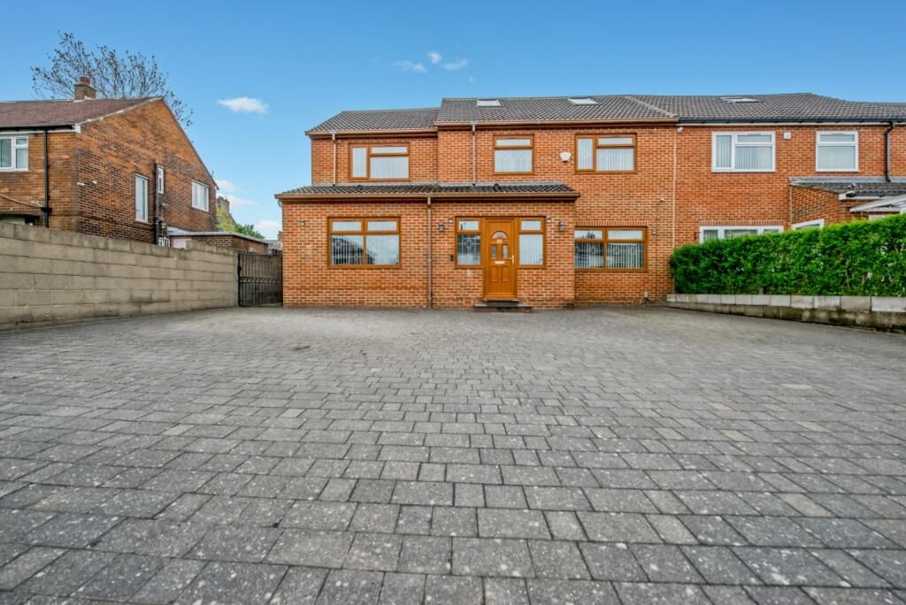 Property photo 1 of 26