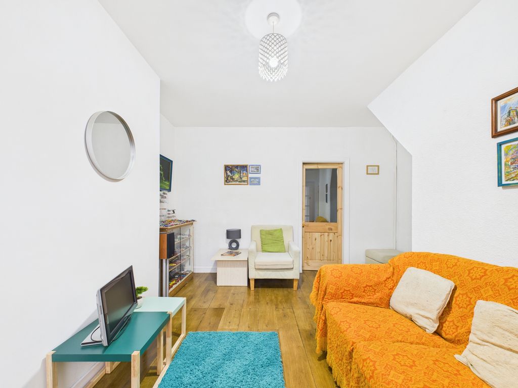 Property photo 3 of 23