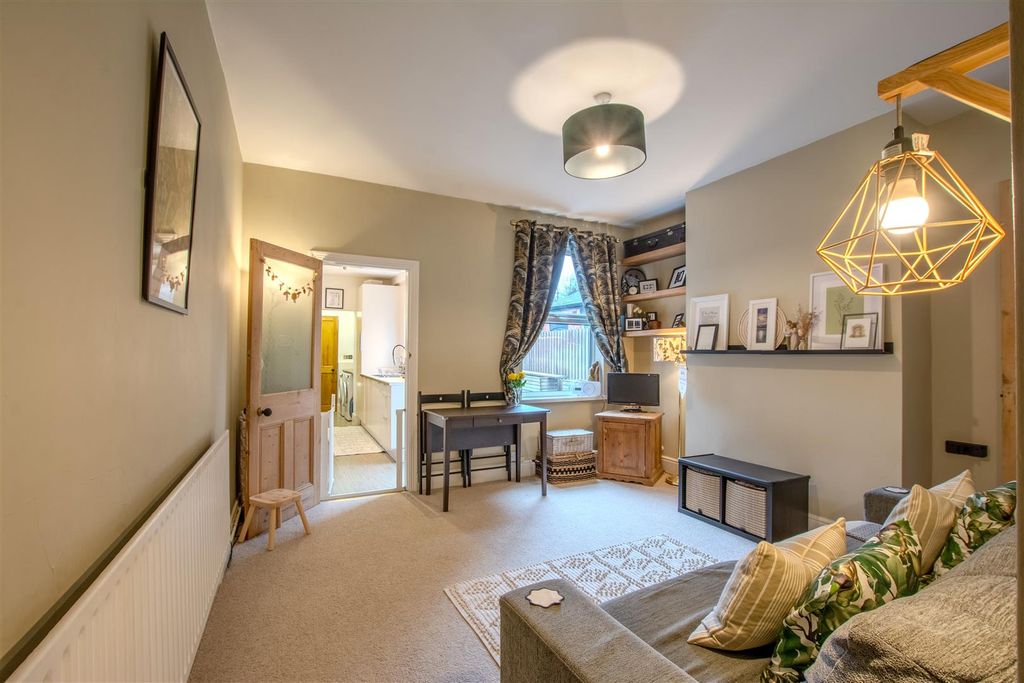 Property photo 3 of 24 Dining Room