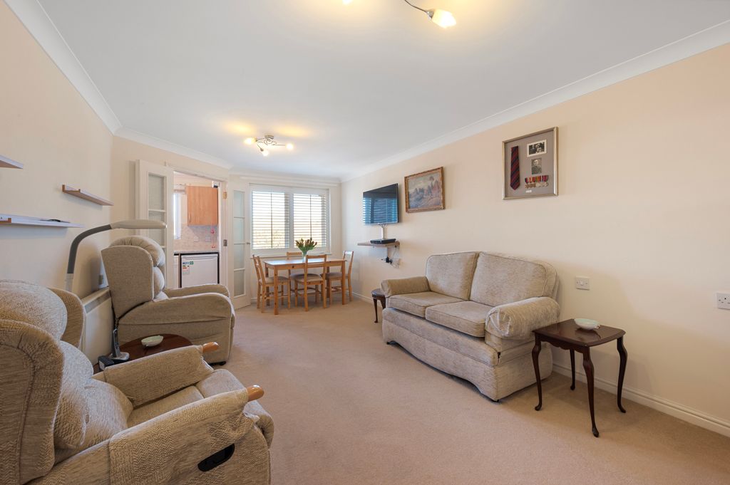 Property photo 1 of 10 Picture No. 05