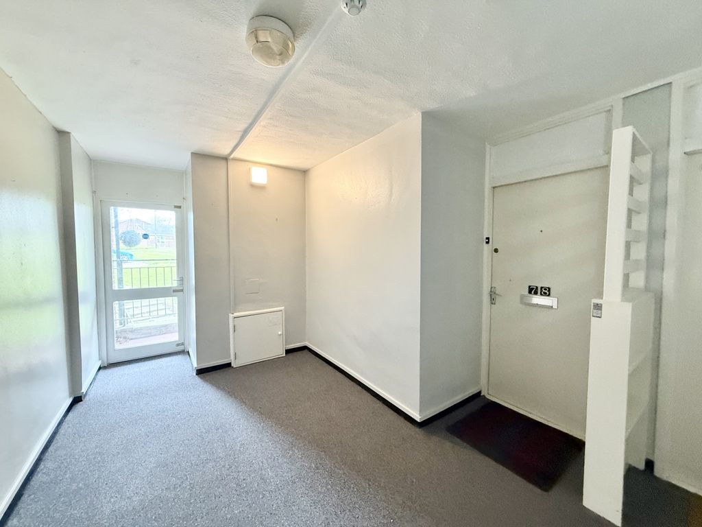 Property photo 3 of 8 Img_8985