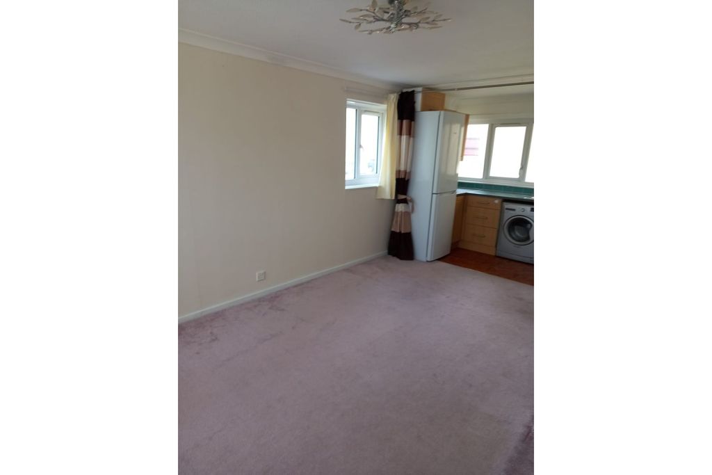 Property photo 1 of 19 Open Plan Living