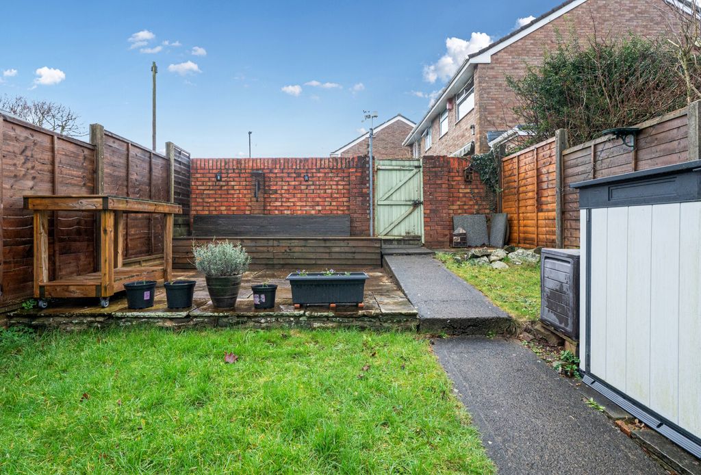 Property photo 3 of 14 Picture 3