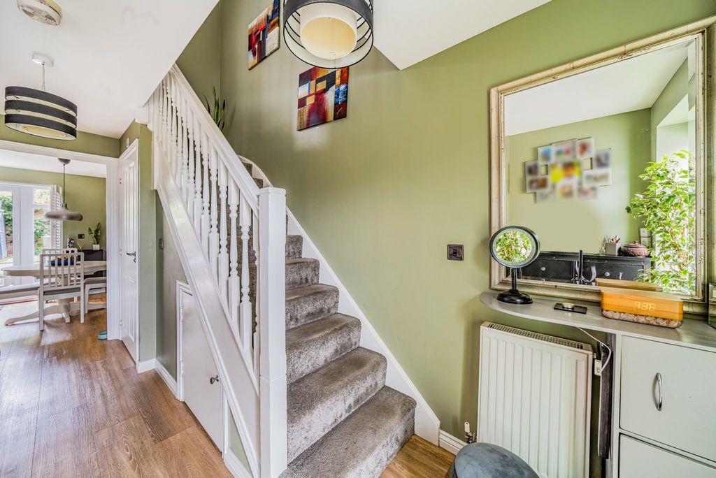 Property photo 2 of 17 671839_1_016