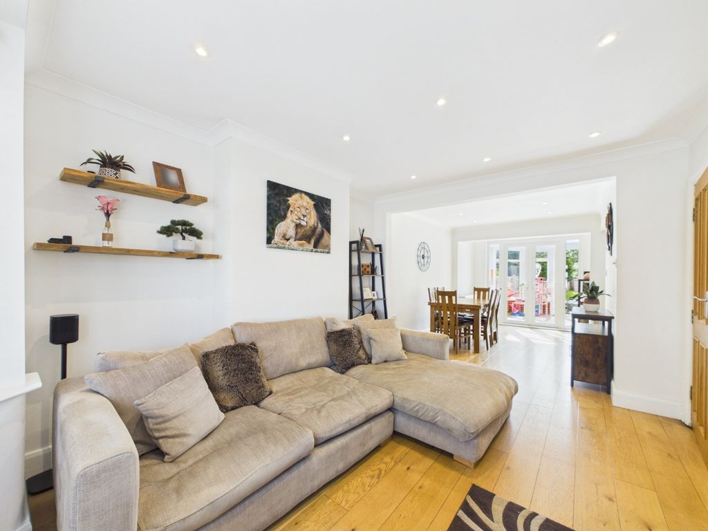 Property photo 3 of 23 5087405