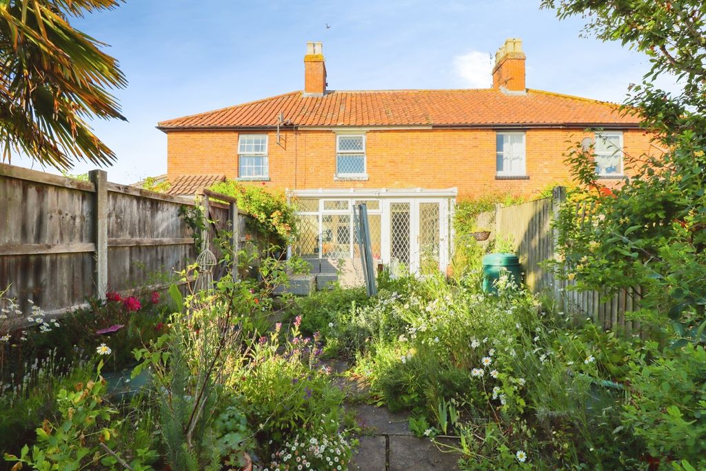 Property photo 1 of 16 Pbox-Img.Jpg