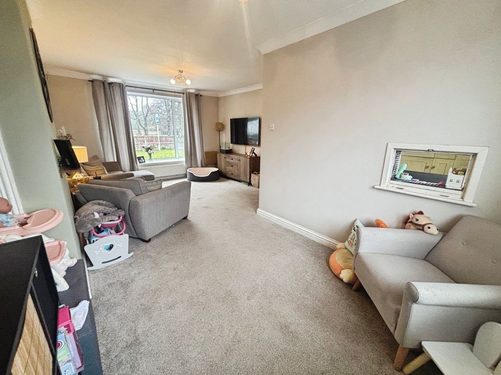 Property photo 3 of 17 Photo #3