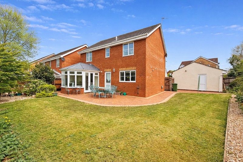 Property photo 2 of 33 Rear Garden