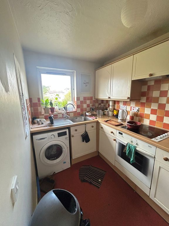 Property photo 3 of 11