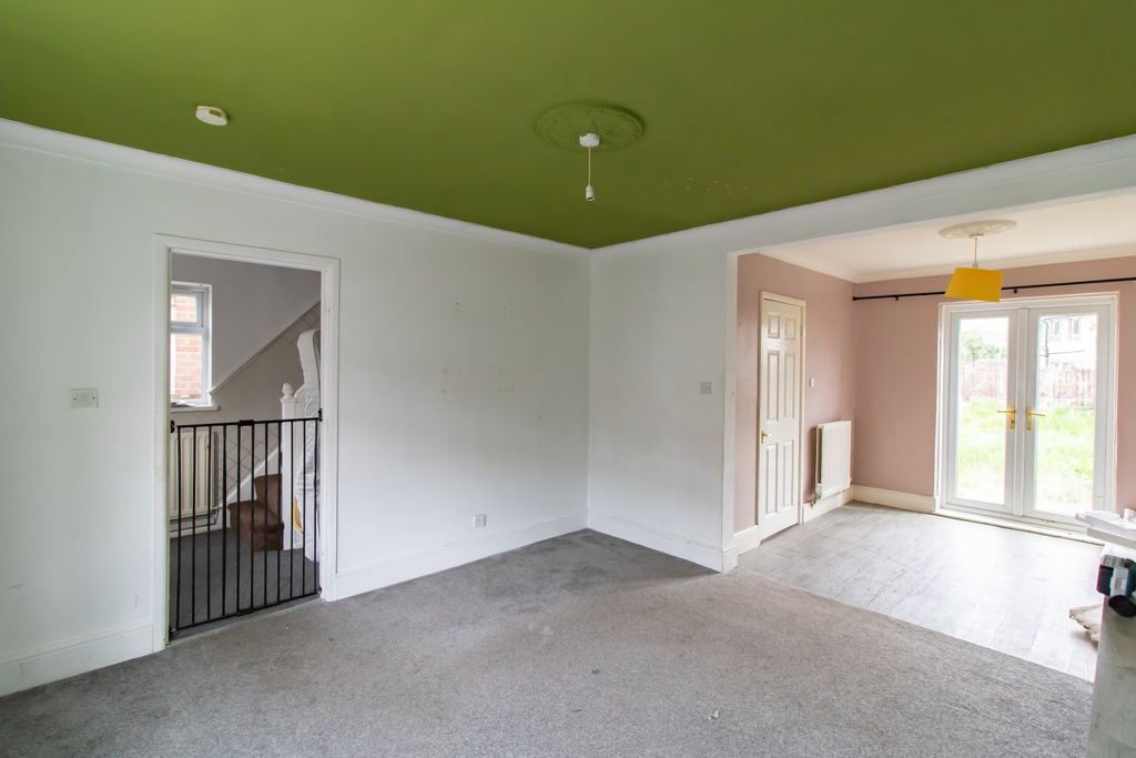 Property photo 3 of 14 Image 2