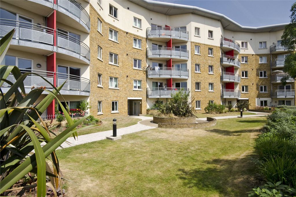 Property photo 1 of 9 Communal Area