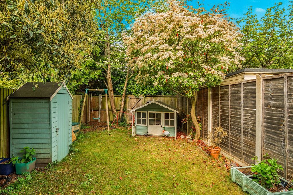 Property photo 2 of 16