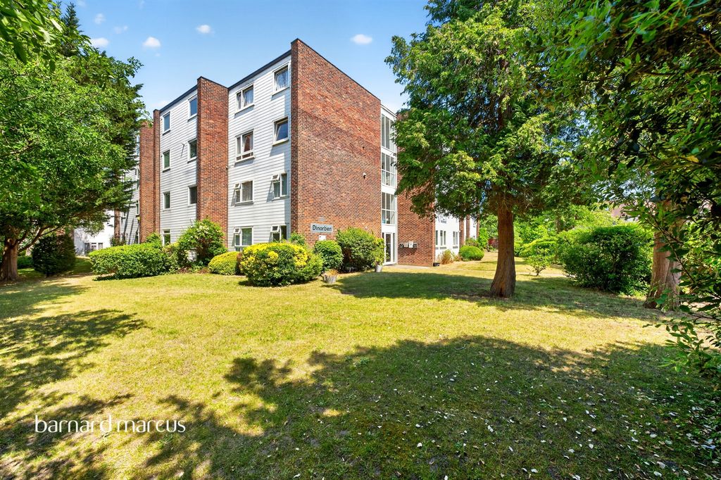 Property photo 1 of 15