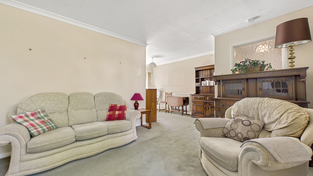 Property photo 3 of 26