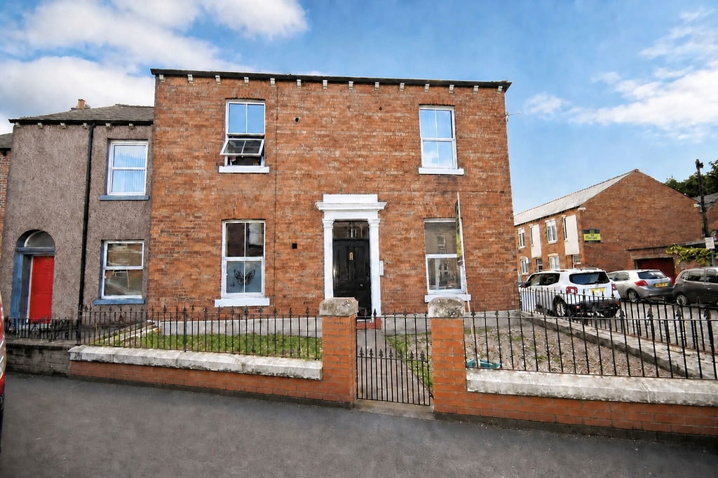 Property photo 1 of 9 Flat 4, 14 Myddleton Street, Carlisle