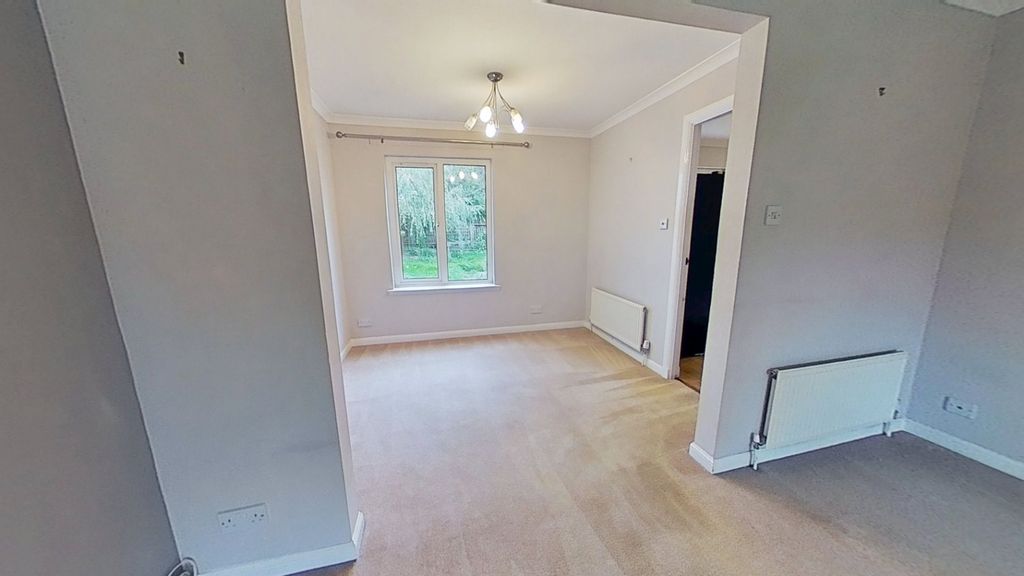 Property photo 3 of 28 Picture No. 27