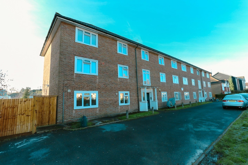 Property photo 1 of 9