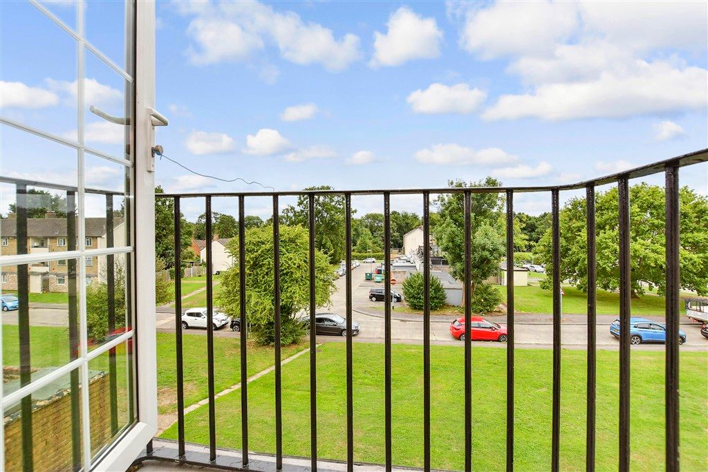 Property photo 1 of 12 Balcony / Terrace