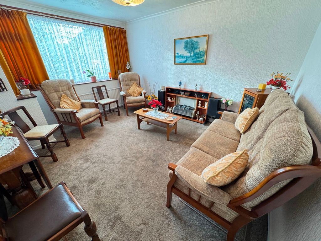 Property photo 3 of 24