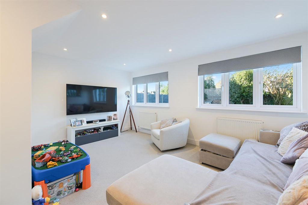 Property photo 3 of 20 The Gables,7 - (9).Jpg