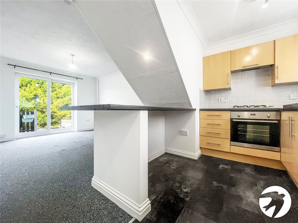 Property photo 2 of 12 Picture No. 36