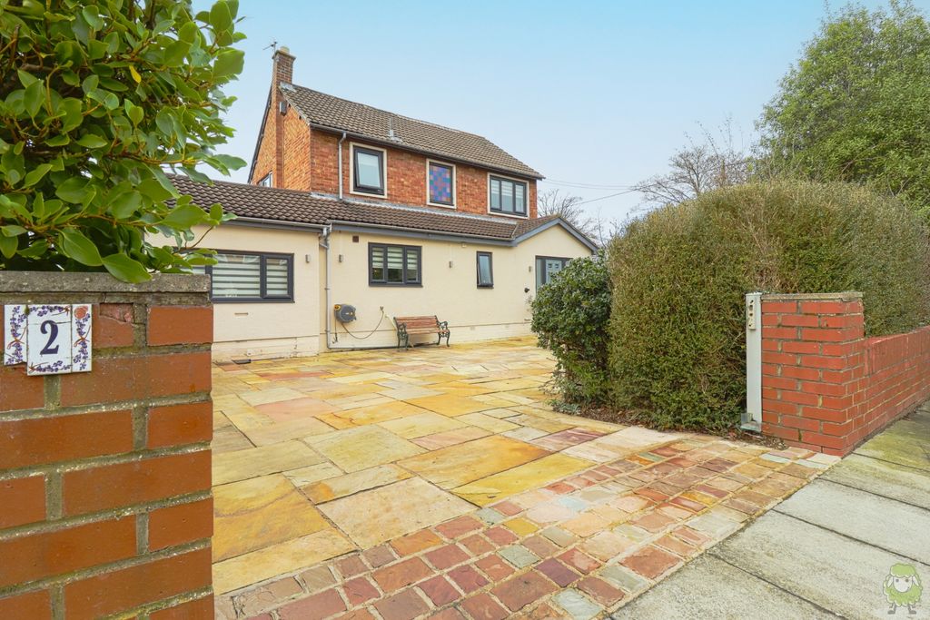 Property photo 1 of 20