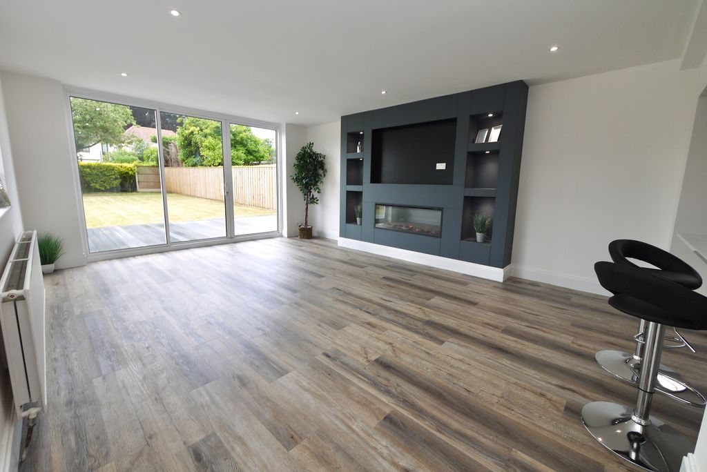 Property photo 2 of 22 2