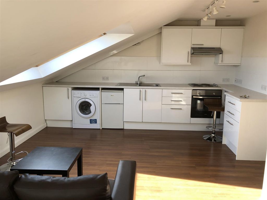 Property photo 2 of 4