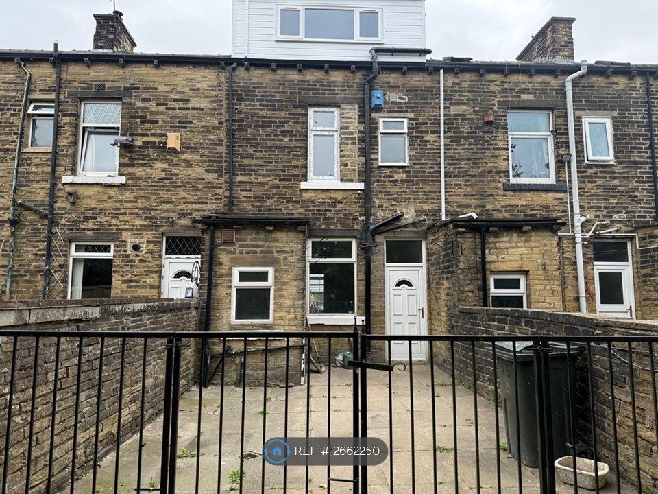 Property photo 2 of 24