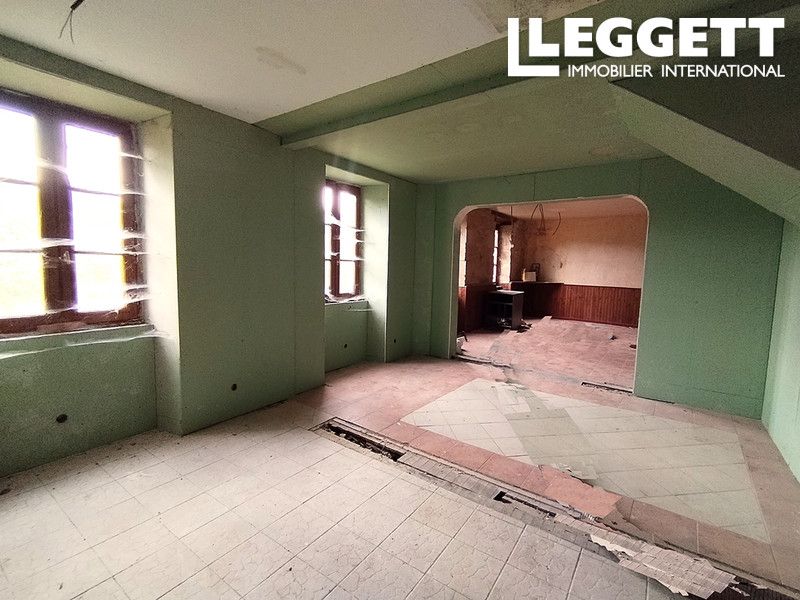 Property photo 3 of 10