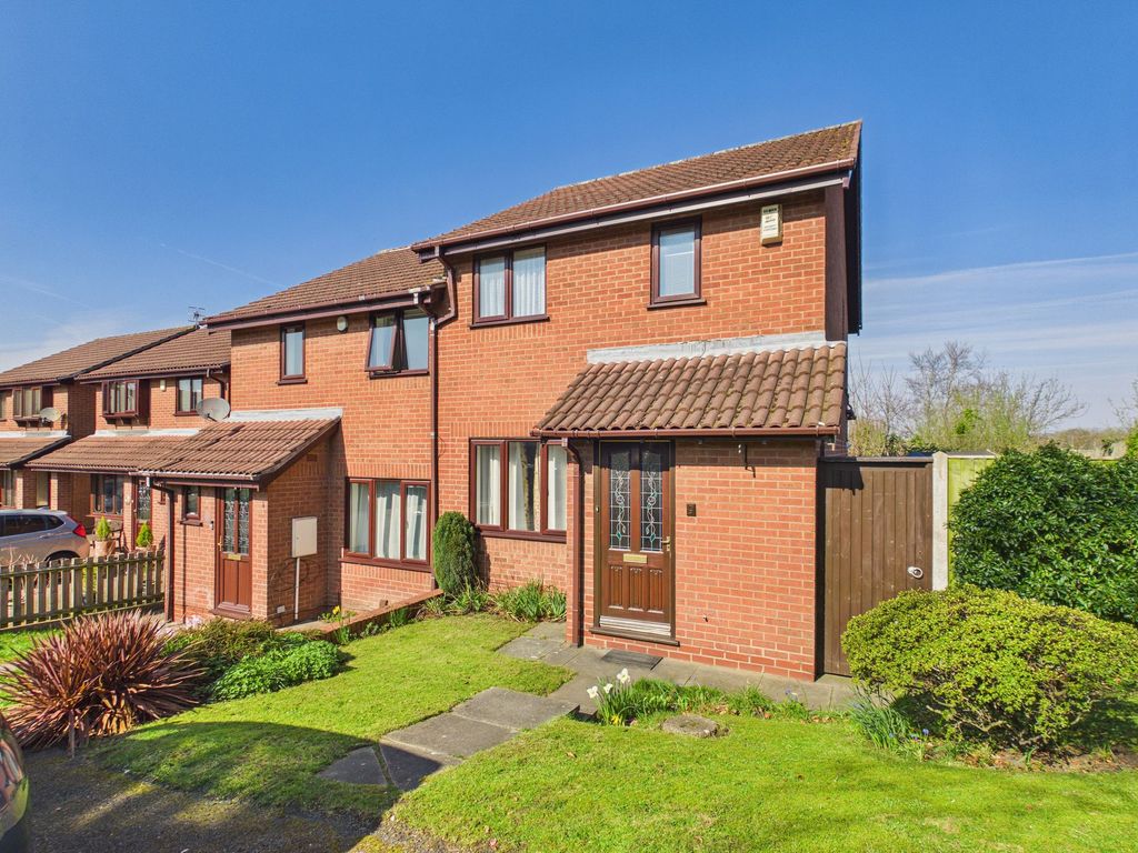 Property photo 1 of 17 Front