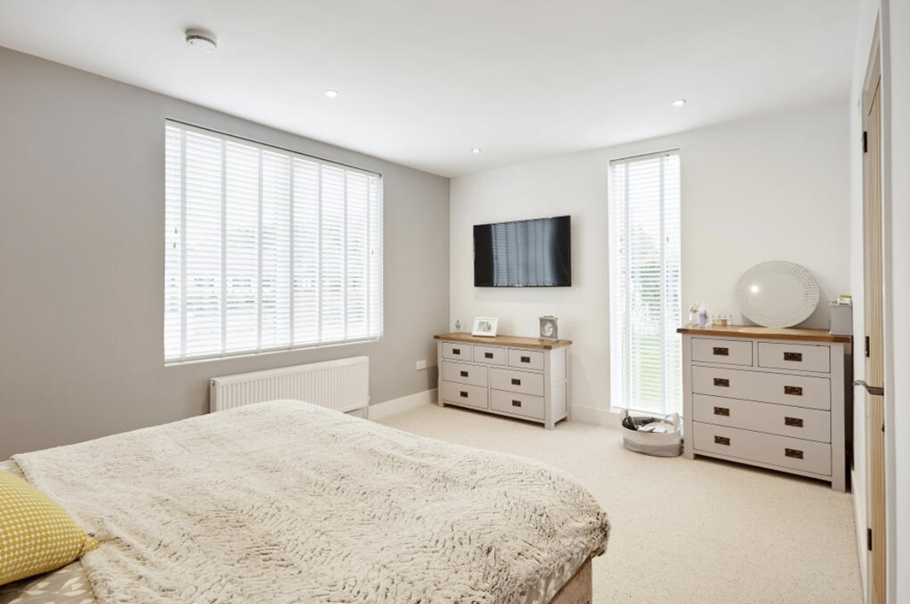 Additional image 6 of 6 bed property to rentArgos Hill, Crowborough TN6