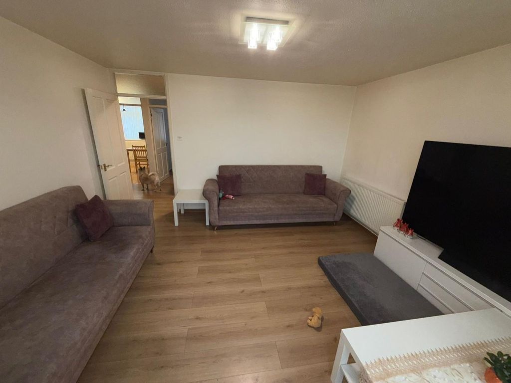 Property photo 1 of 17 00.Jpg