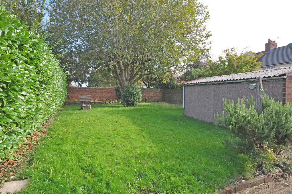 Property photo 2 of 17 Photo 13