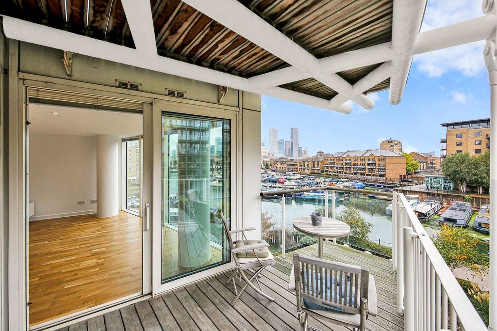 Property photo 1 of 41 Picture No. 54