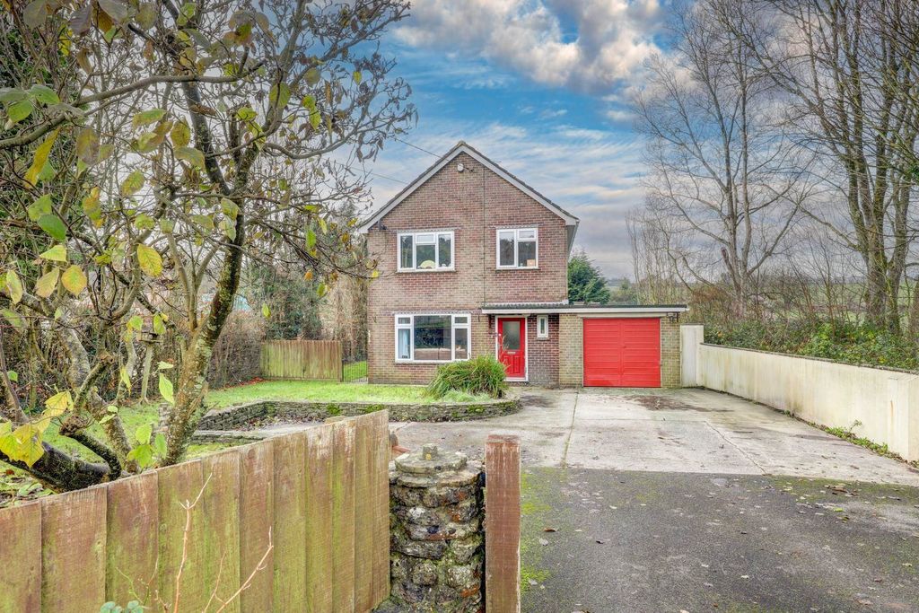 Property photo 1 of 26