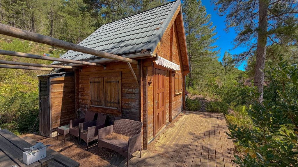 Property photo 1 of 10 Small Chalet In The Heart Of Nature – 20 m² Of Living Space – Building Plot Of 3,846 m²