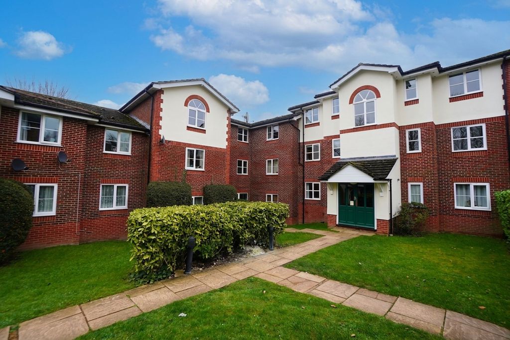 Property photo 1 of 9