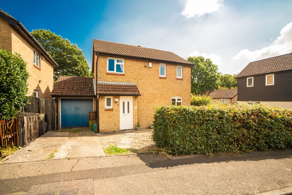 Property photo 1 of 16