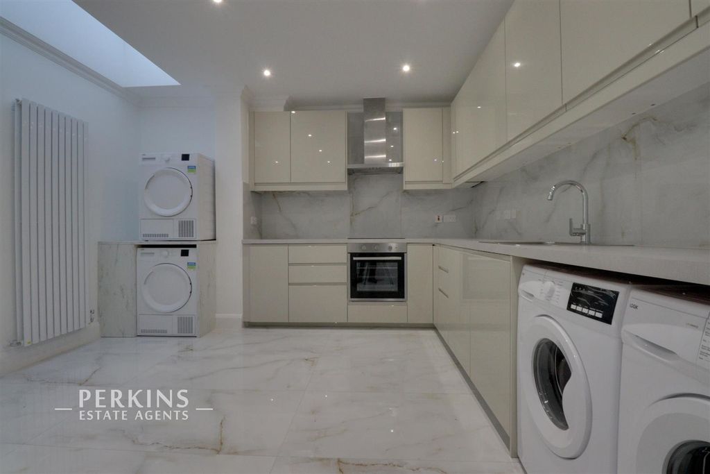 Property photo 2 of 5 K2.Jpg